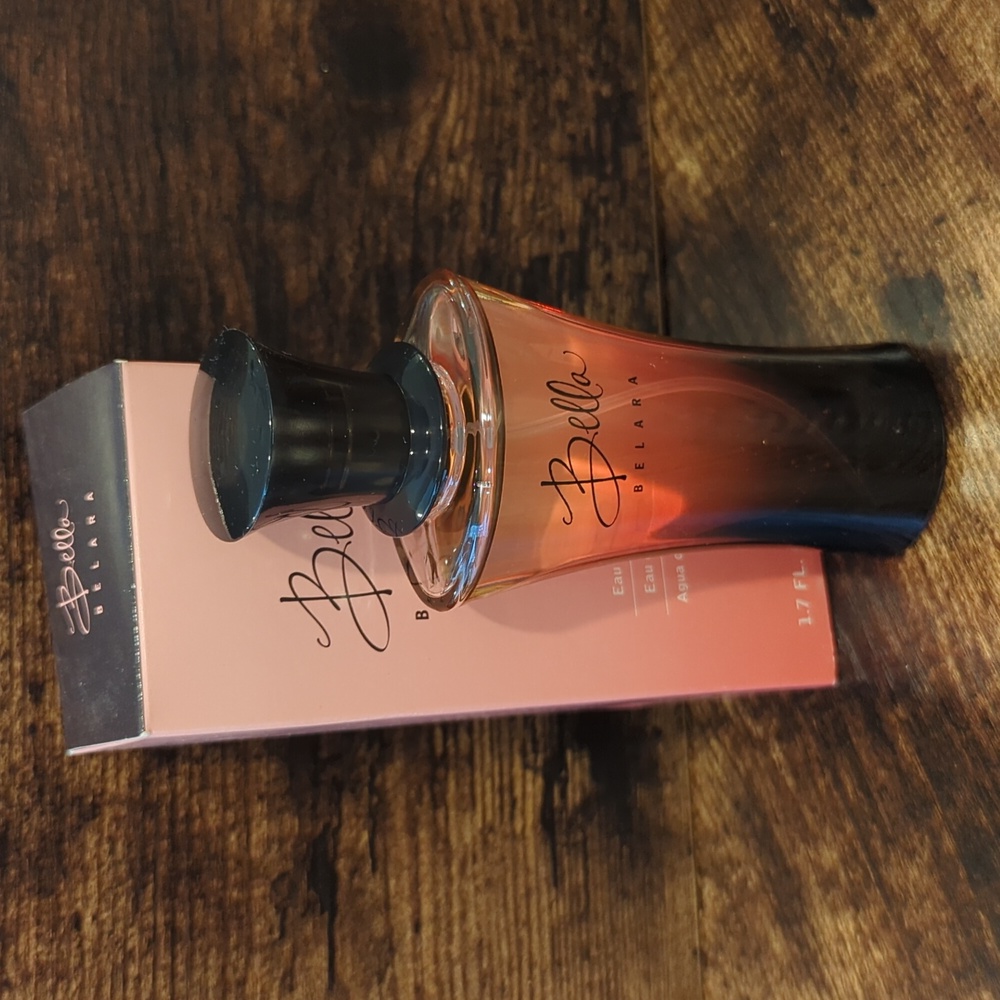 New! Full Size Mary Kay Bella Belara 1.7oz perfume
